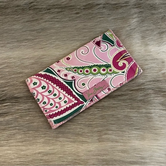 Repaired VERA BRADLEY Pinwheel Pink Checkbook Cover Green Floral Repaired - Picture 1 of 7